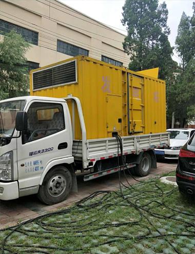 阳山发电车出租-柴油发电机组排烟系统设计要求及其考虑因素